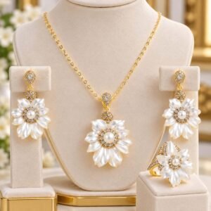 A Grade Original Pearl Flower Necklace Set
